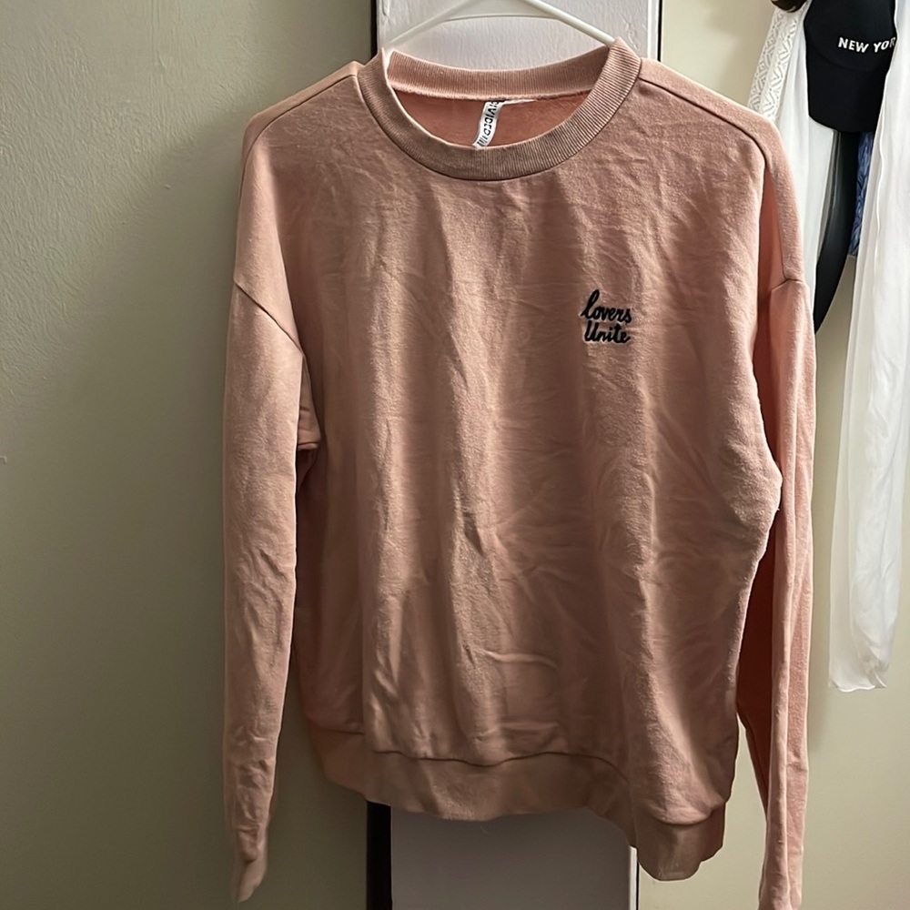 Crewneck sweatshirt “lovers unite”